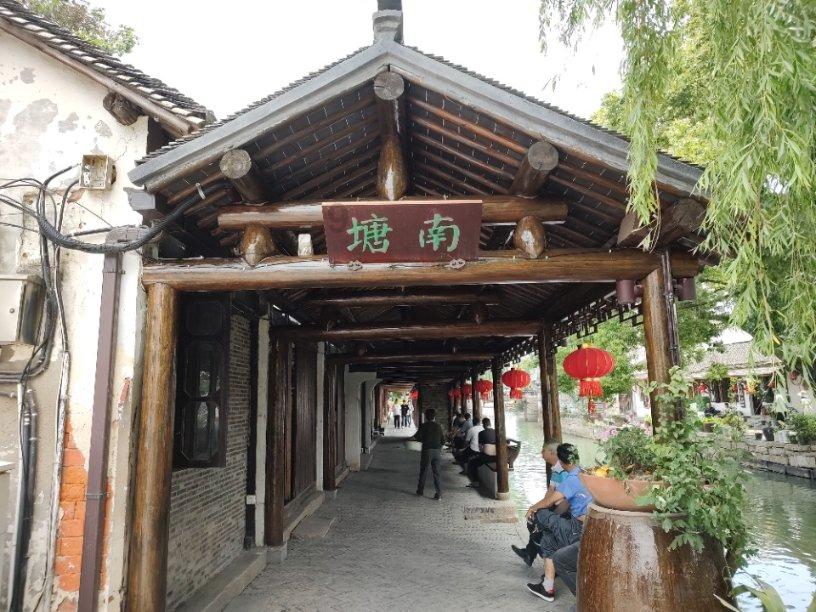 逃离幻想金字塔